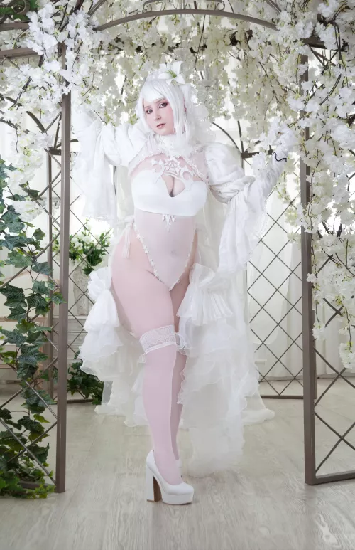 Kaine in Bride  2B dress