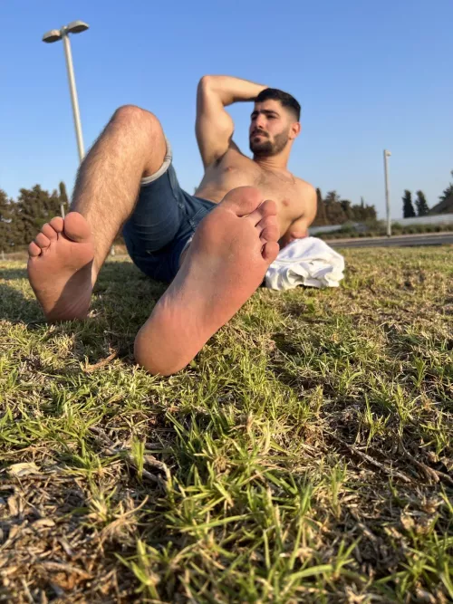 Mission: make those tasty pits wet as the grass .