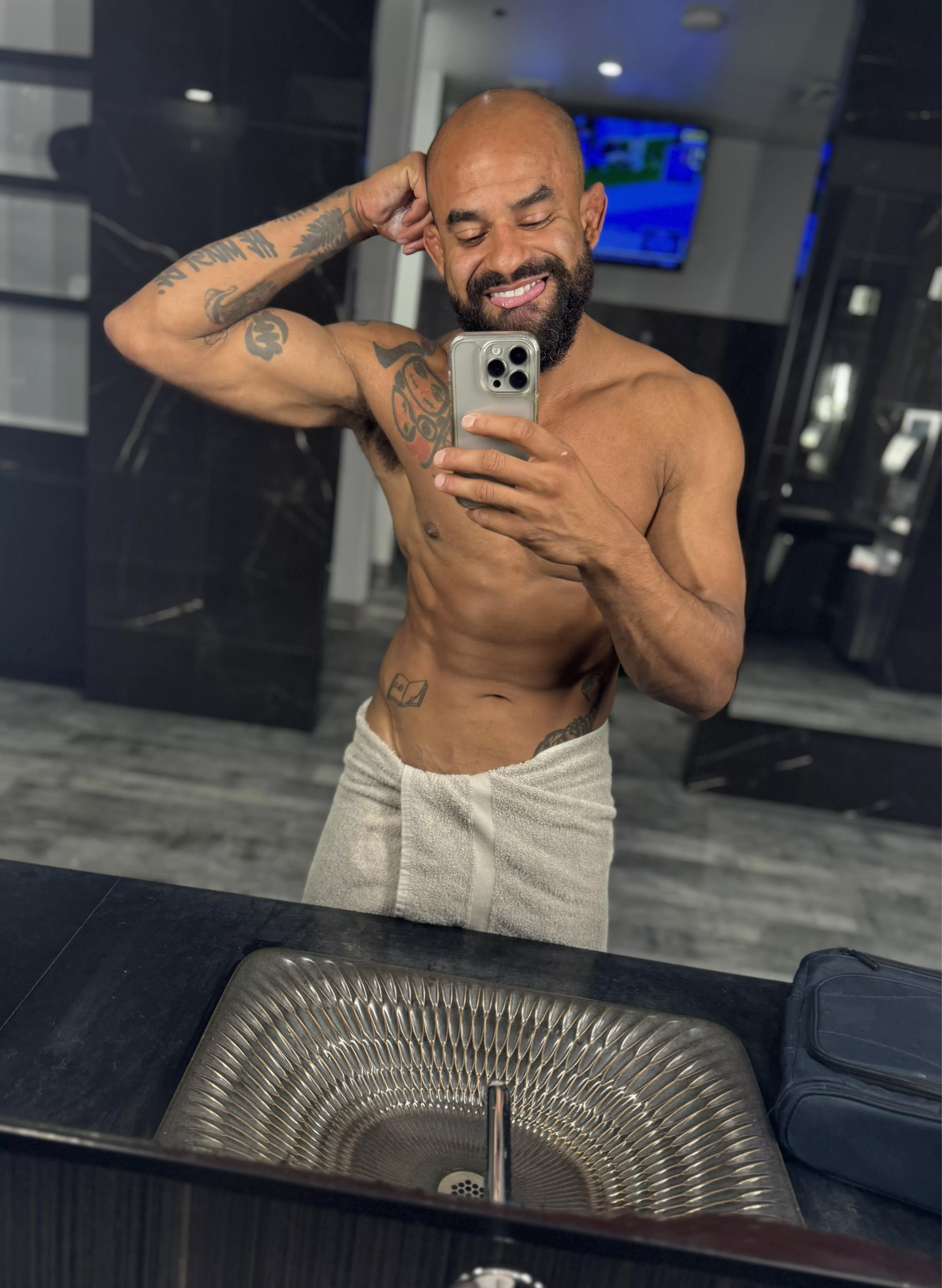 Morning workout finished ✅ 👅