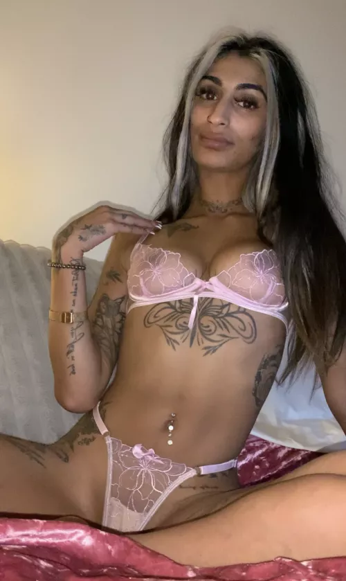 Taste me.. I taste delicious