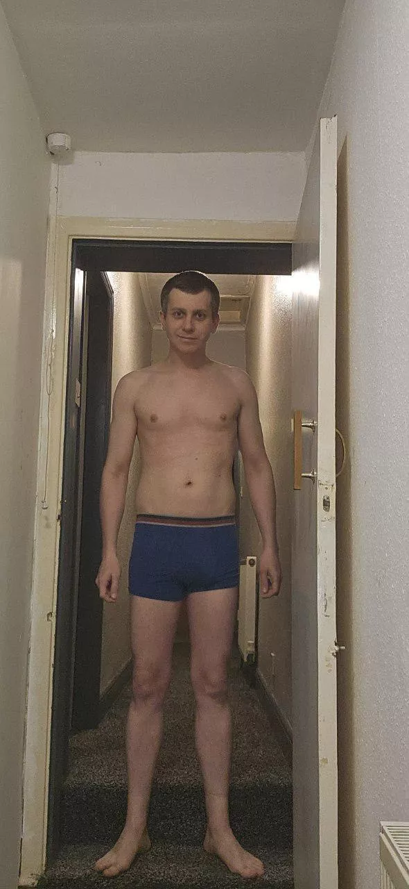 [39] Gay, UK, dm open