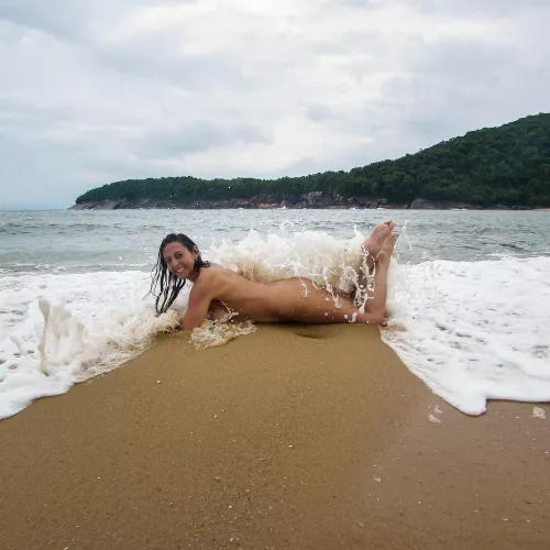 Another photo in the waves at Lagoa beach.
