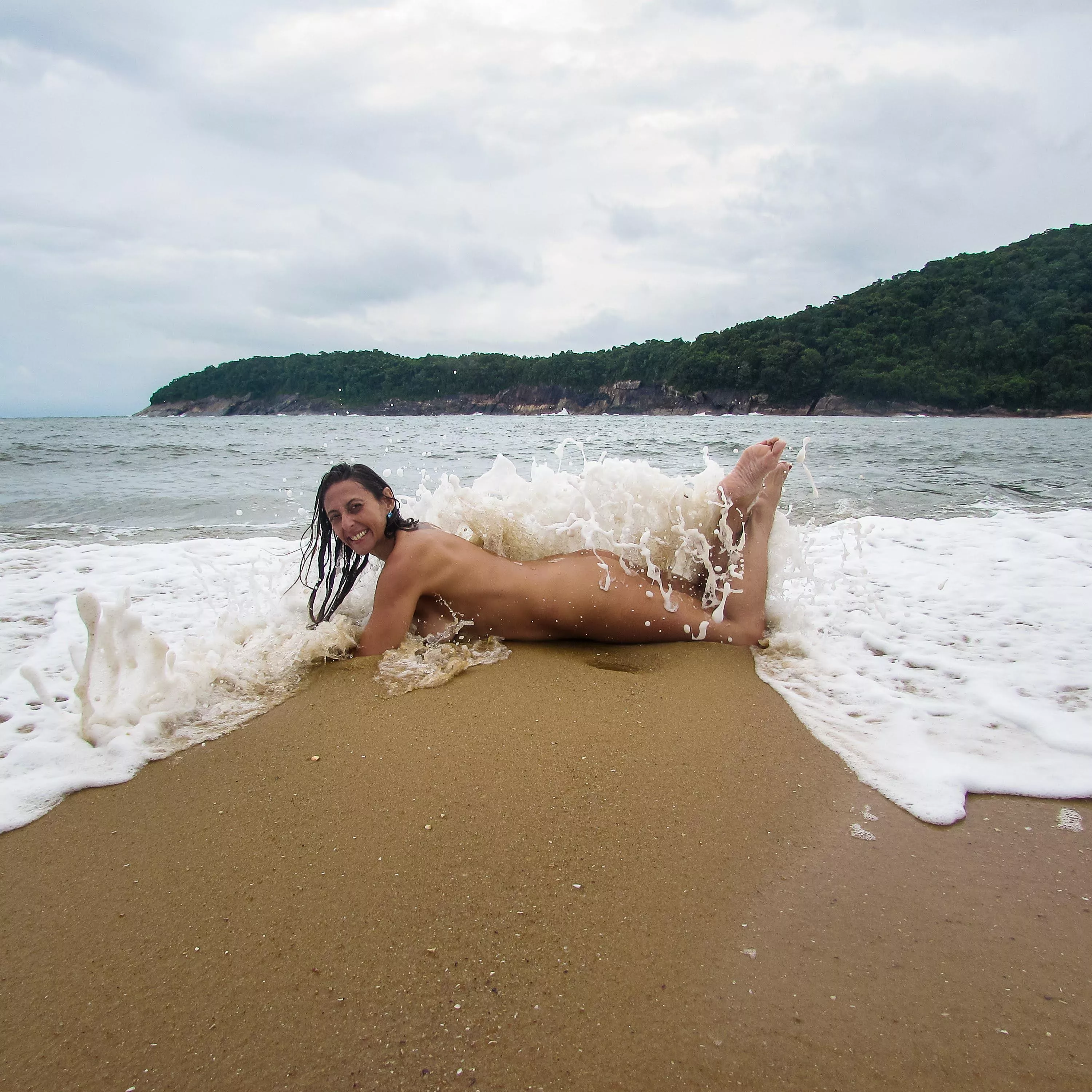 Another photo in the waves at Lagoa beach.