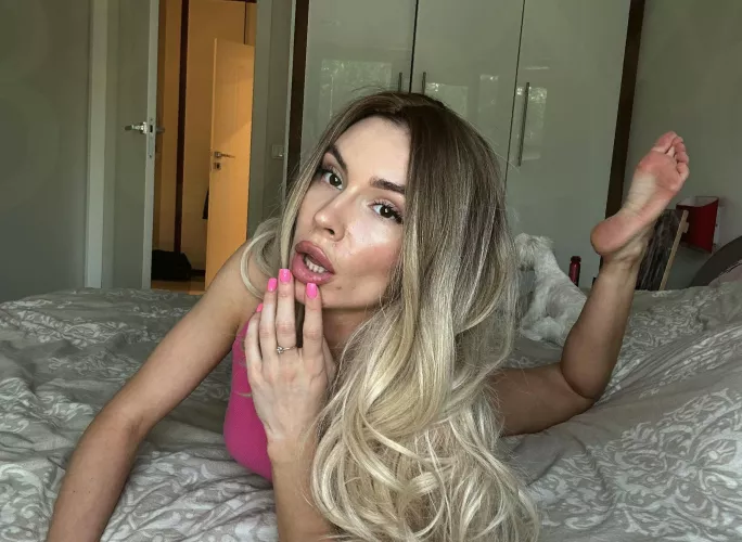 Can I ride you with my fat ass boo?