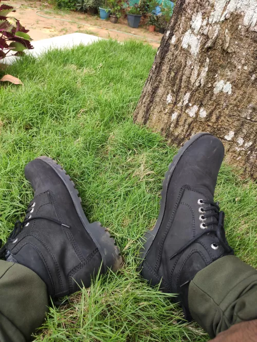 Exchanged the PVC coated leather for a nubuck. 