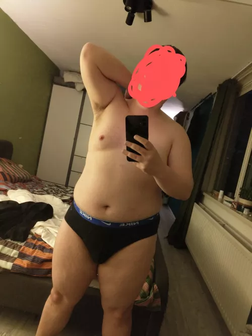 Hi there! Do I fit in here? ;) 