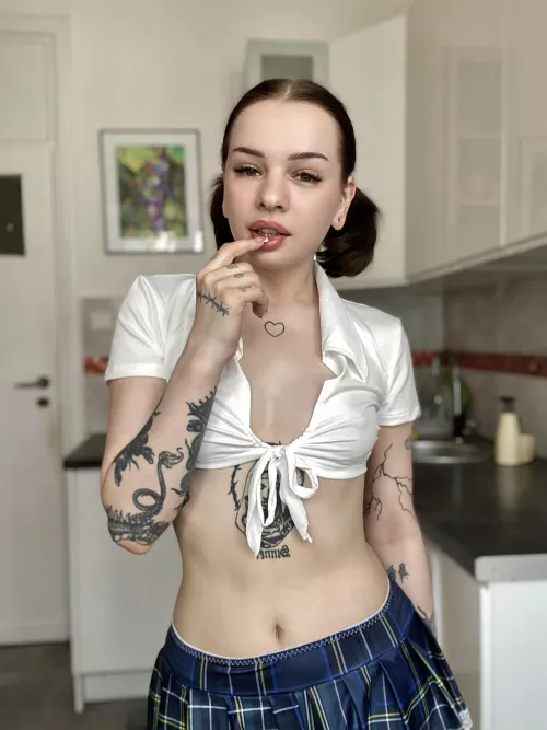 I love it when my daddy makes me lunch for school