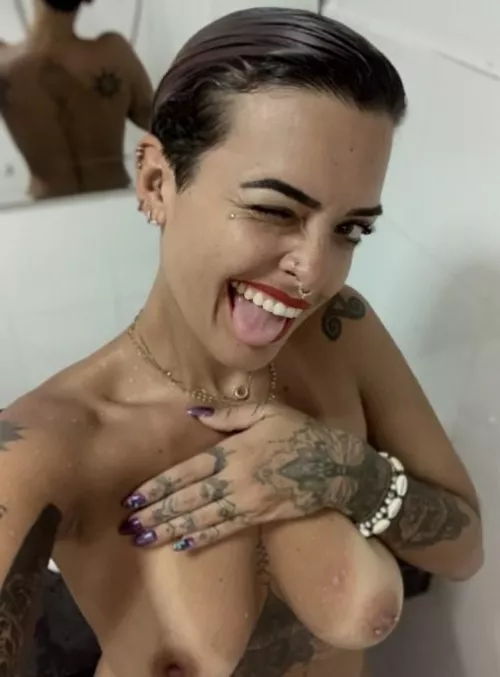 Just incase your girlfriend didn’t send you any nudes today