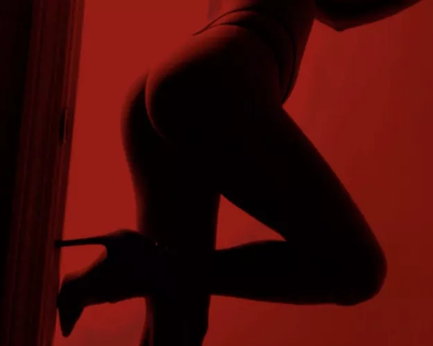 Keep the heels on, take everything else off