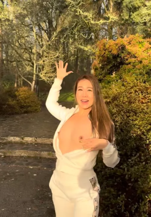 public flashing should be legal