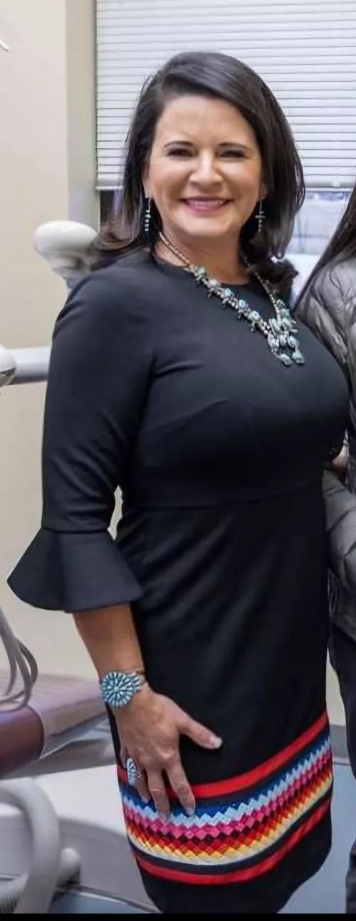 Stacked 5'2 GILF !!!