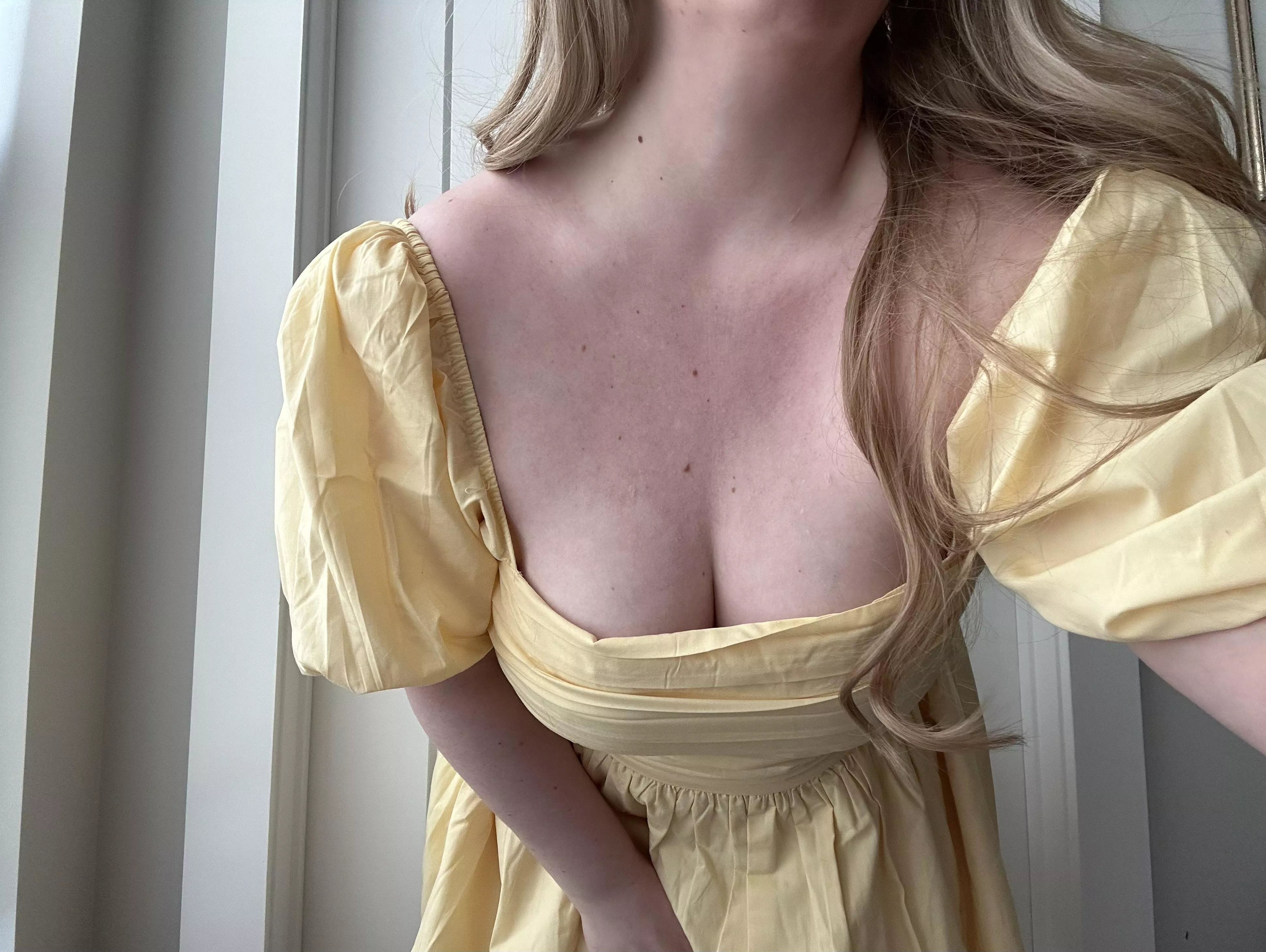 Sundress season ☺️🌻 [f]