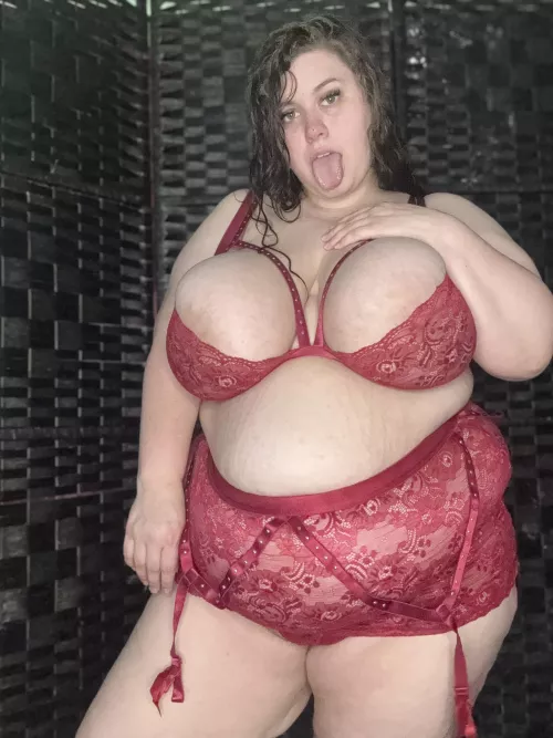 Beautiful Big Tit Goddess! Socials & menu ⬇️ in comments. [GFE][FET][PSS][SEXT][CAM][VID][PTY][RATE] [DOM] [PIC] [SNP] [OTH] [SCT][PRD]