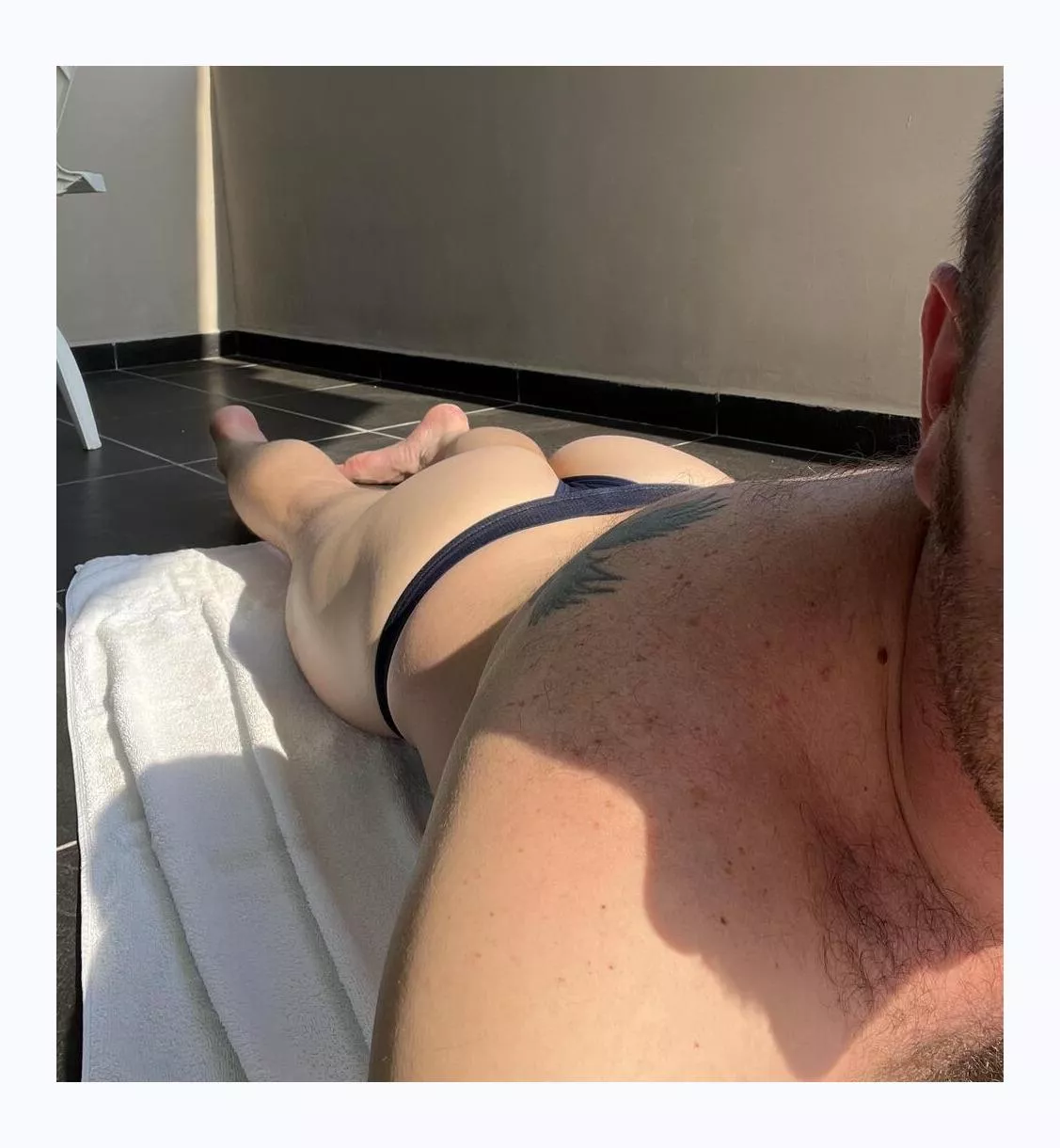 Sxme balcony, different day