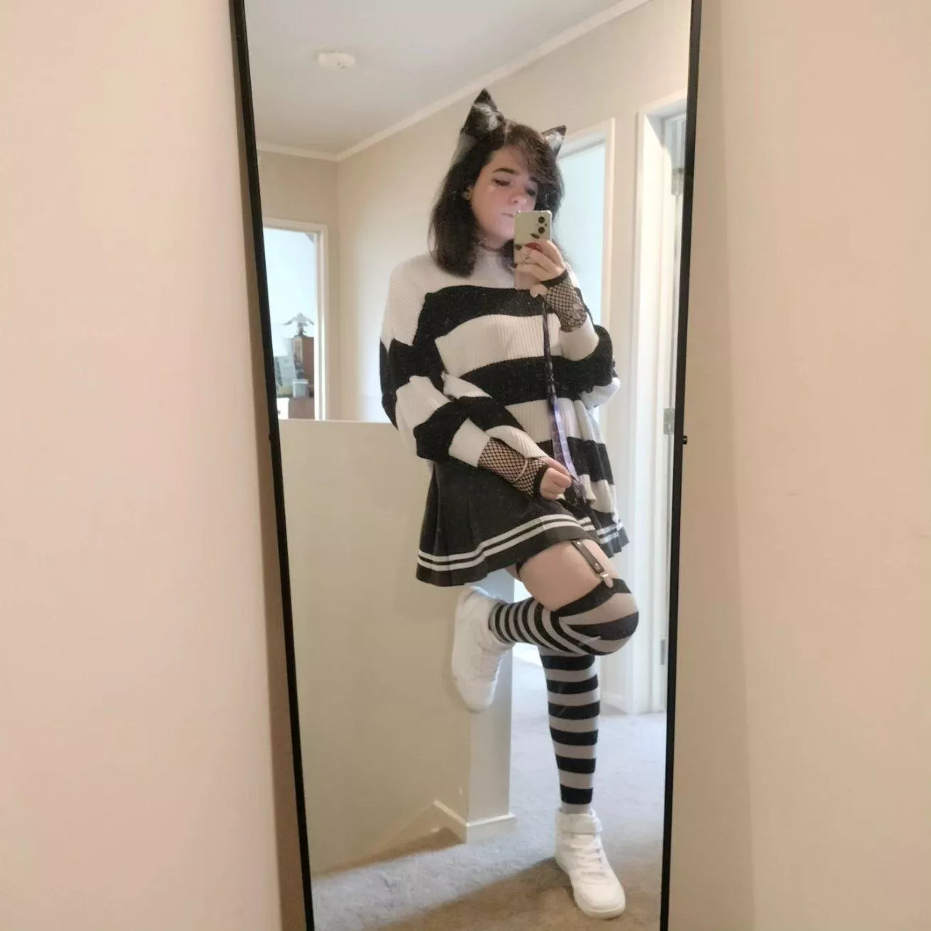 Too lewd for r/femboy apparently, so I'll share my cute fit with you lovely pervs instead <3 