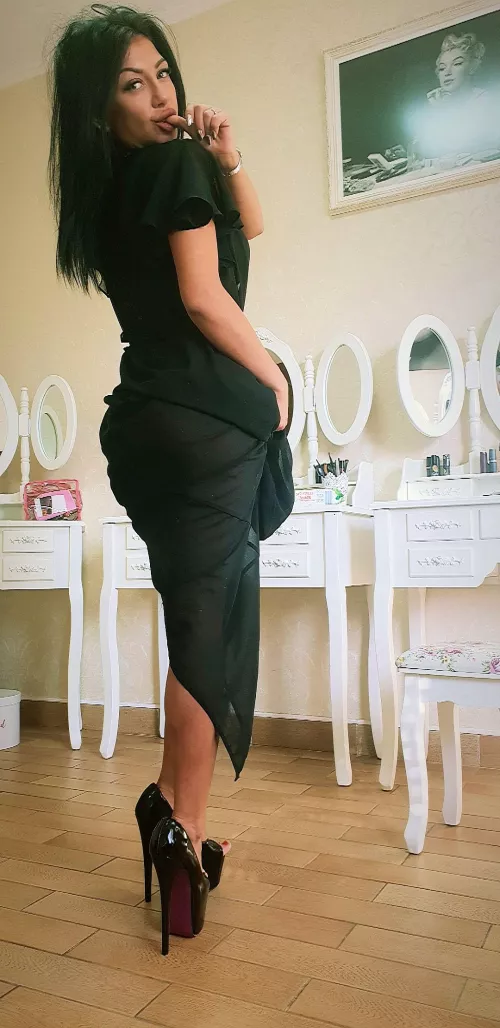 when the devil wears black heels all hell breaks loose [F]