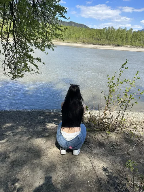 Enjoying the view 🌊🌲