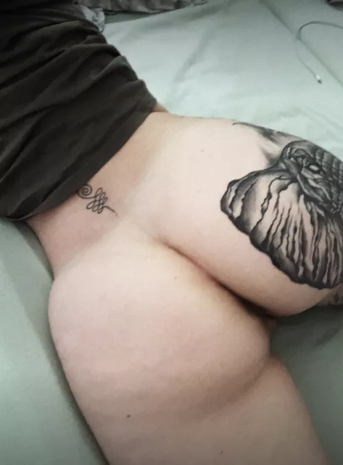 My tiny, tight hole can do strange things