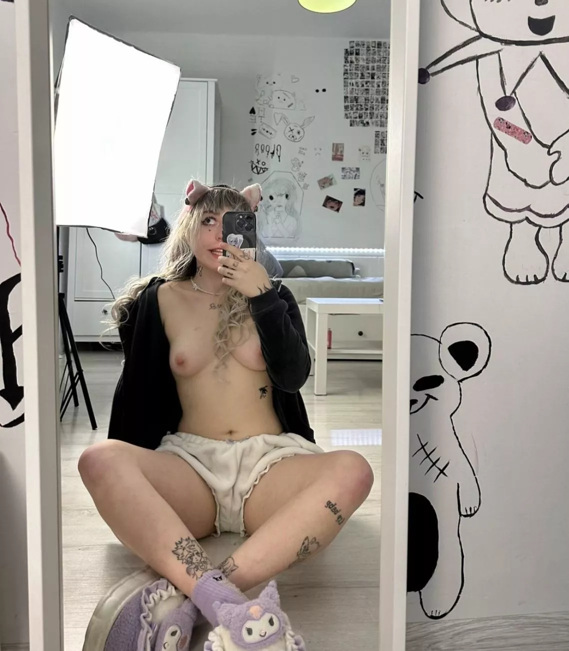 Nerdy [f] at your service :)