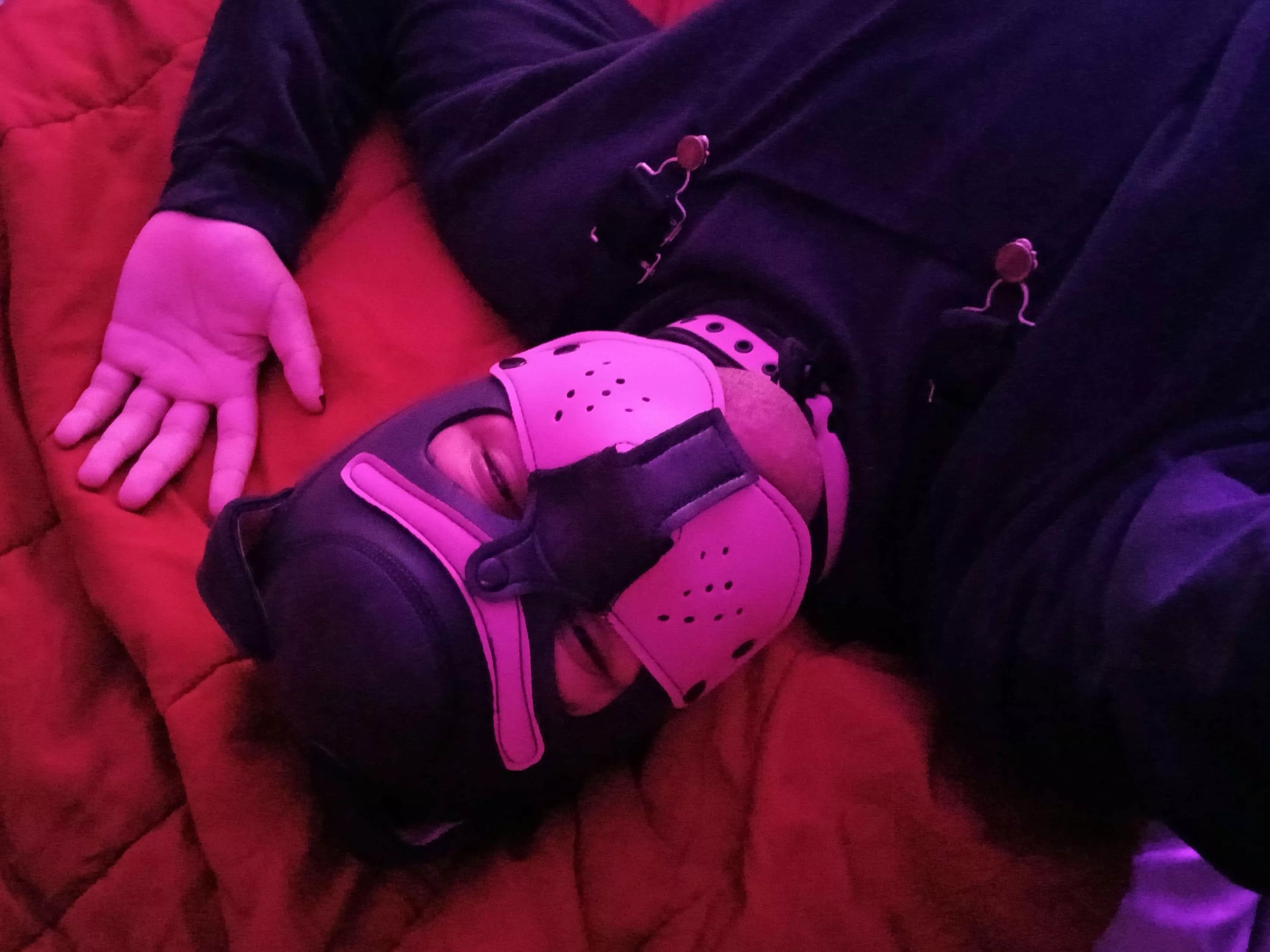 Come lay down with me