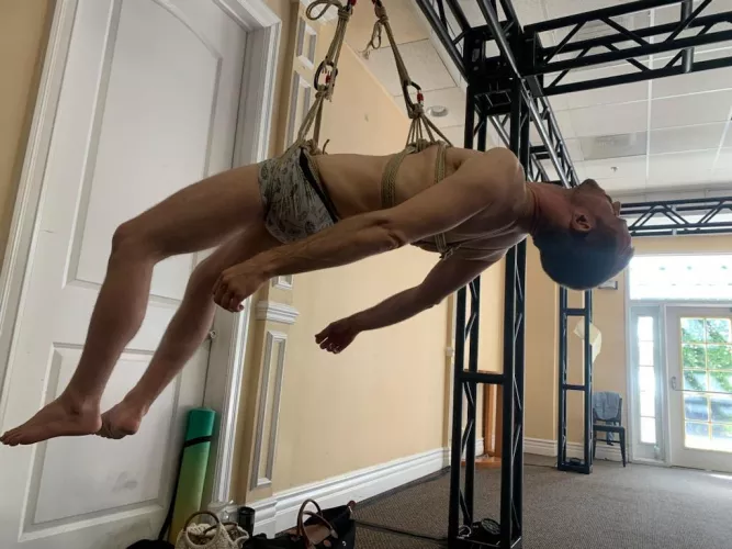 Hanging out at Strings Rope Event