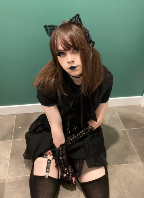 If I dyed my hair. What color should I go?🖤 I'm thinking a light purple