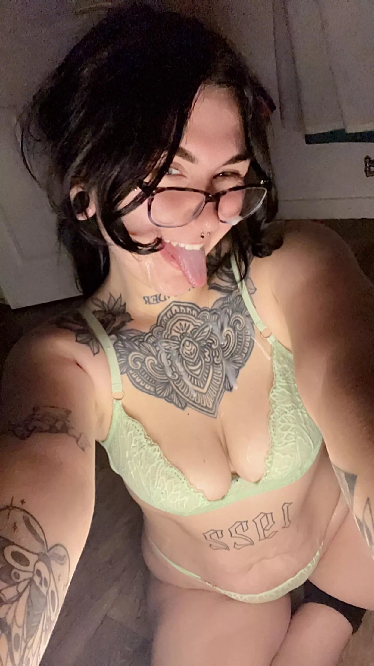 Need to clean my glasses now 😈💦