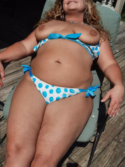 Since you liked my last bikini pic I pulled my tits out for this one
