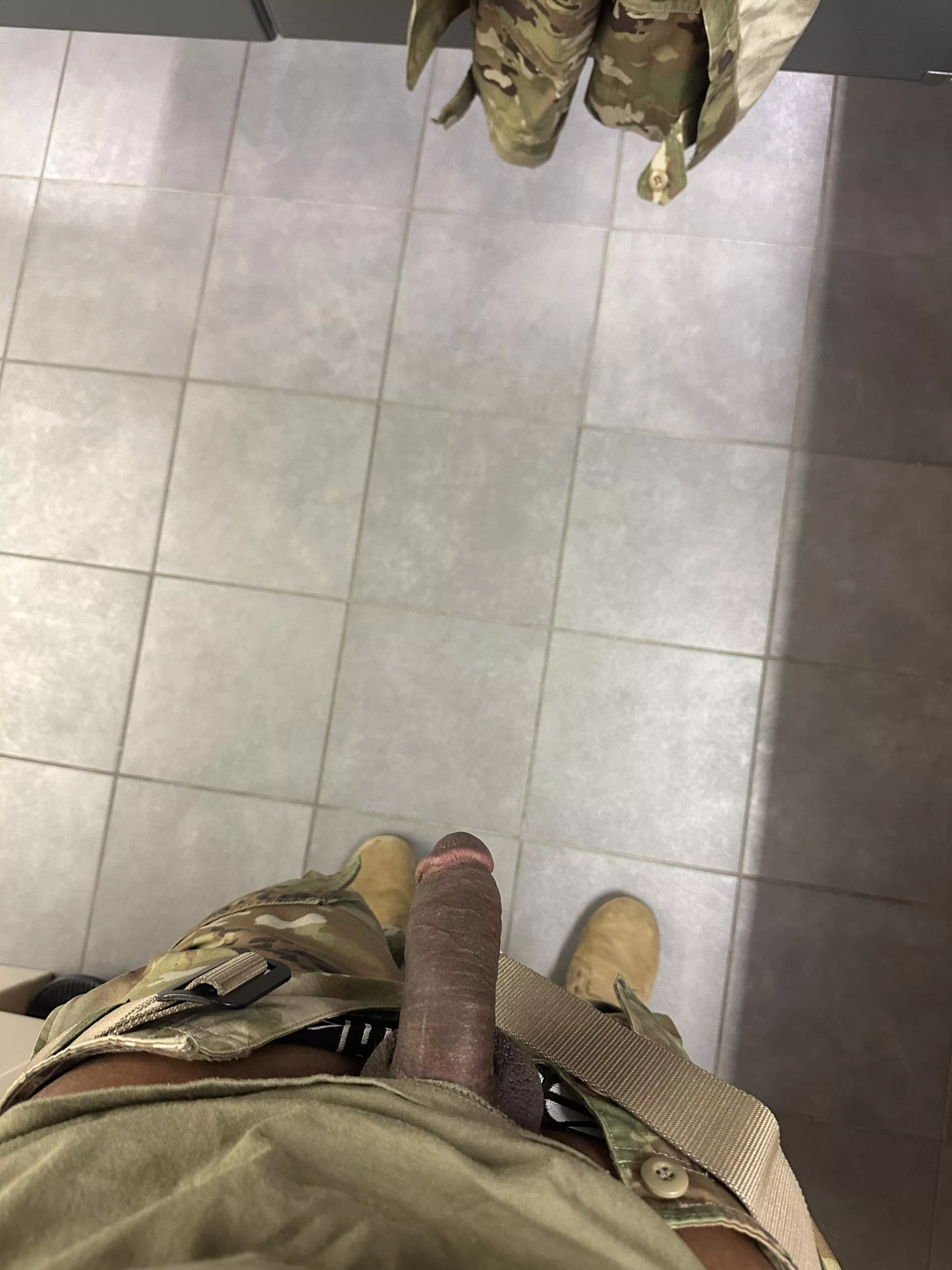 [22] Can you get it up?👀