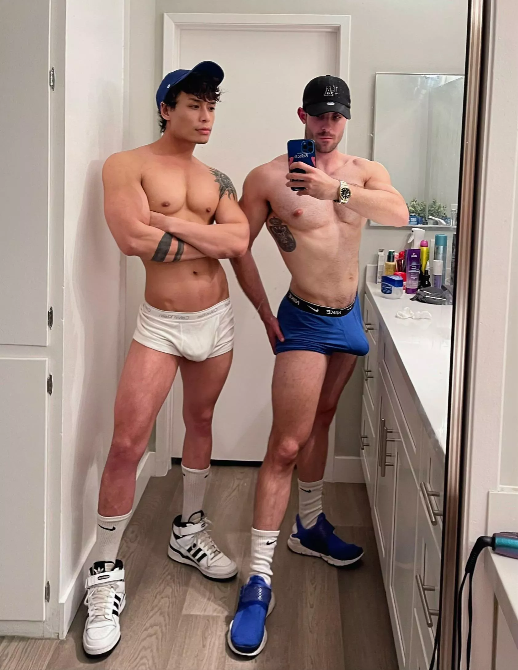 Anyone with bulge underwear kink ?