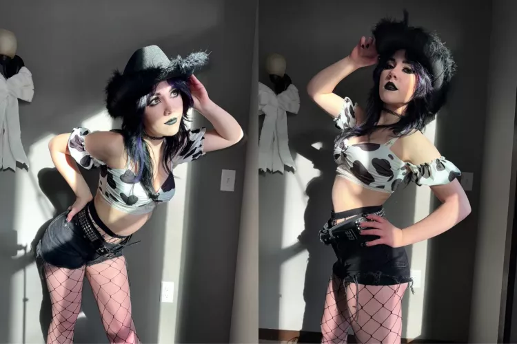 Goth girl reporting for duty!