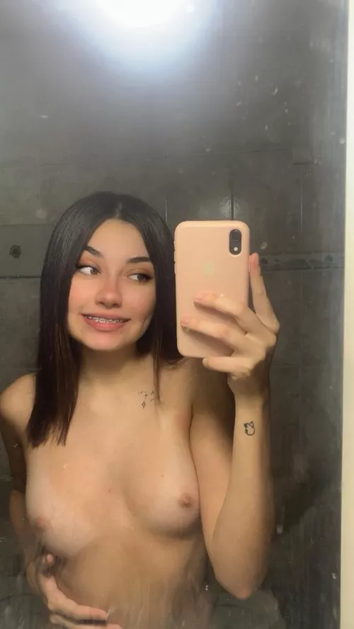 I was thinking of camming with my roomate i want to eat her pussy should i