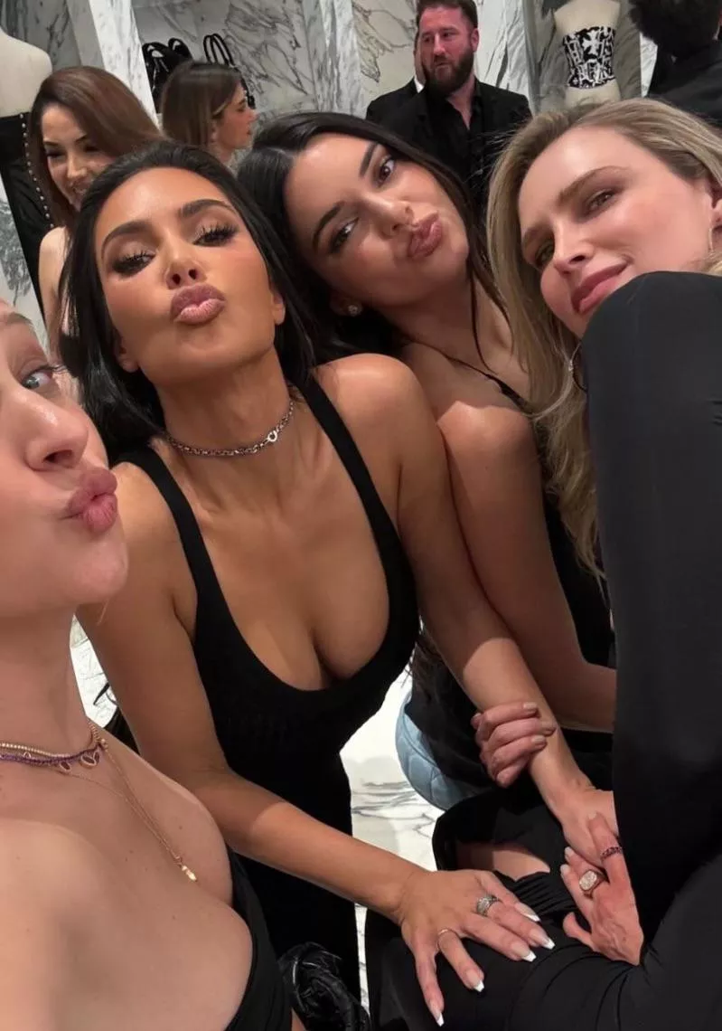 Insta story with Kendall 