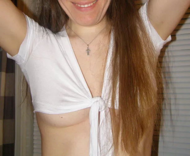 Praise the underboob