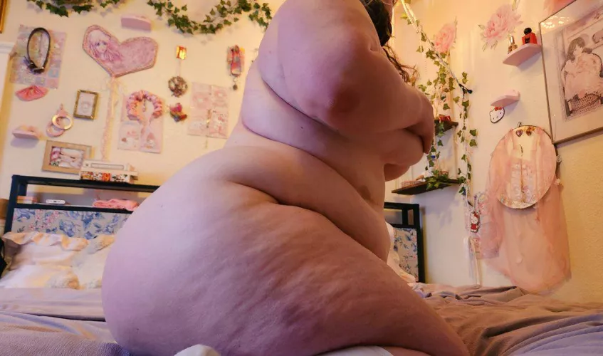 This body has been brought to you by feeders like you! Thank you! 😚