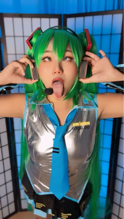 Your personal cumslut