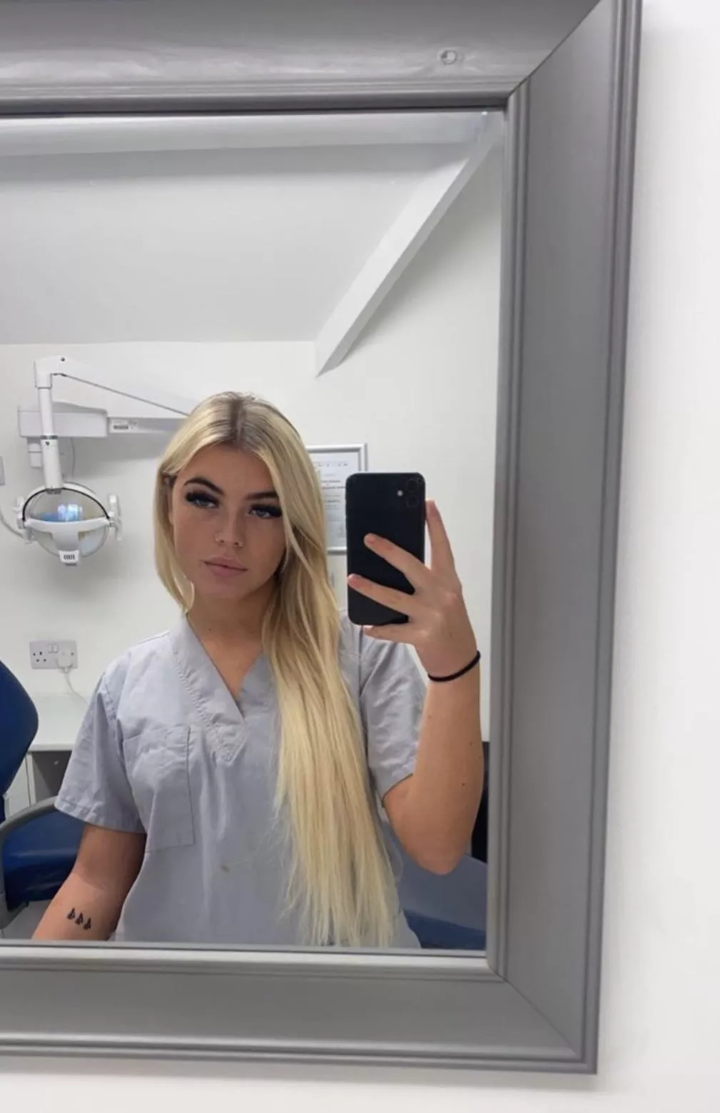 Admit it, you would use a condom with me f18