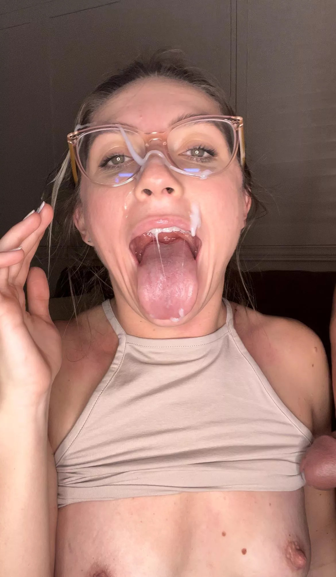 cum on my glasses anytime 