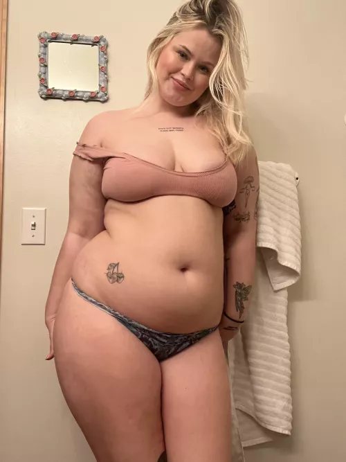 Do I look good with a full belly? 