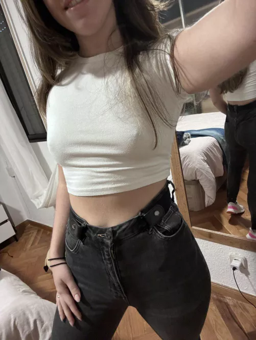 Everyone was just so nice on my dancing lessons that day, I wonder why! 