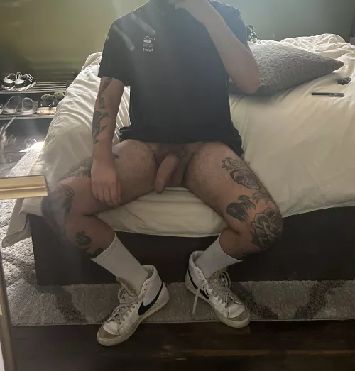 Shoes+ no pants combo is the best (24)