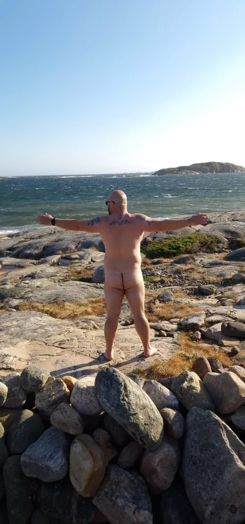 Swedish nude ”beach”.