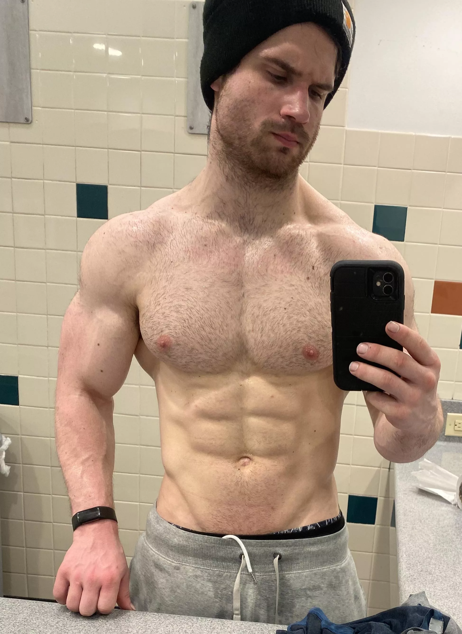 You guys like non nude gym pics or do you prefer nude?