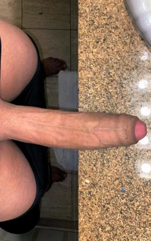 18yr. Would u suck it .??