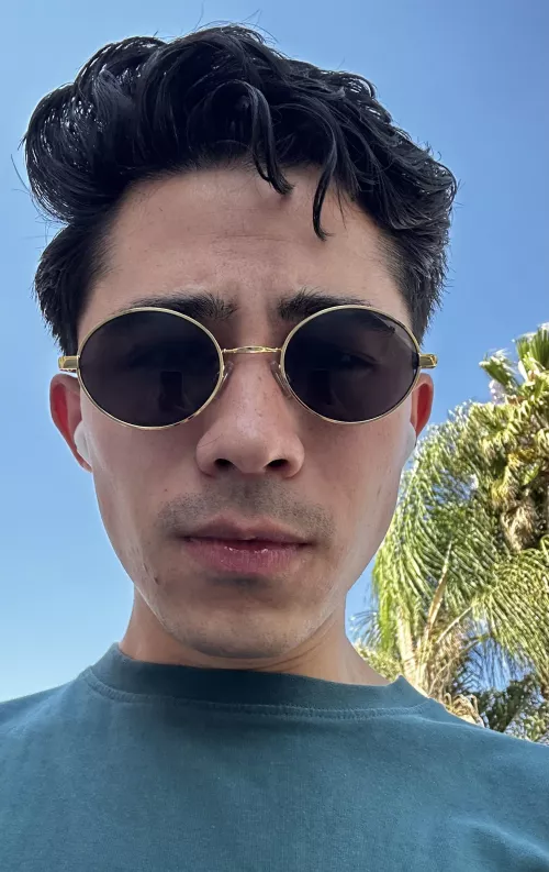 23 After haircut pic. Thoughts? Feel free to hmu :)