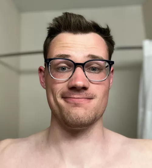 Do I look more “sun kissed” or “burnt to a crisp?” 😂