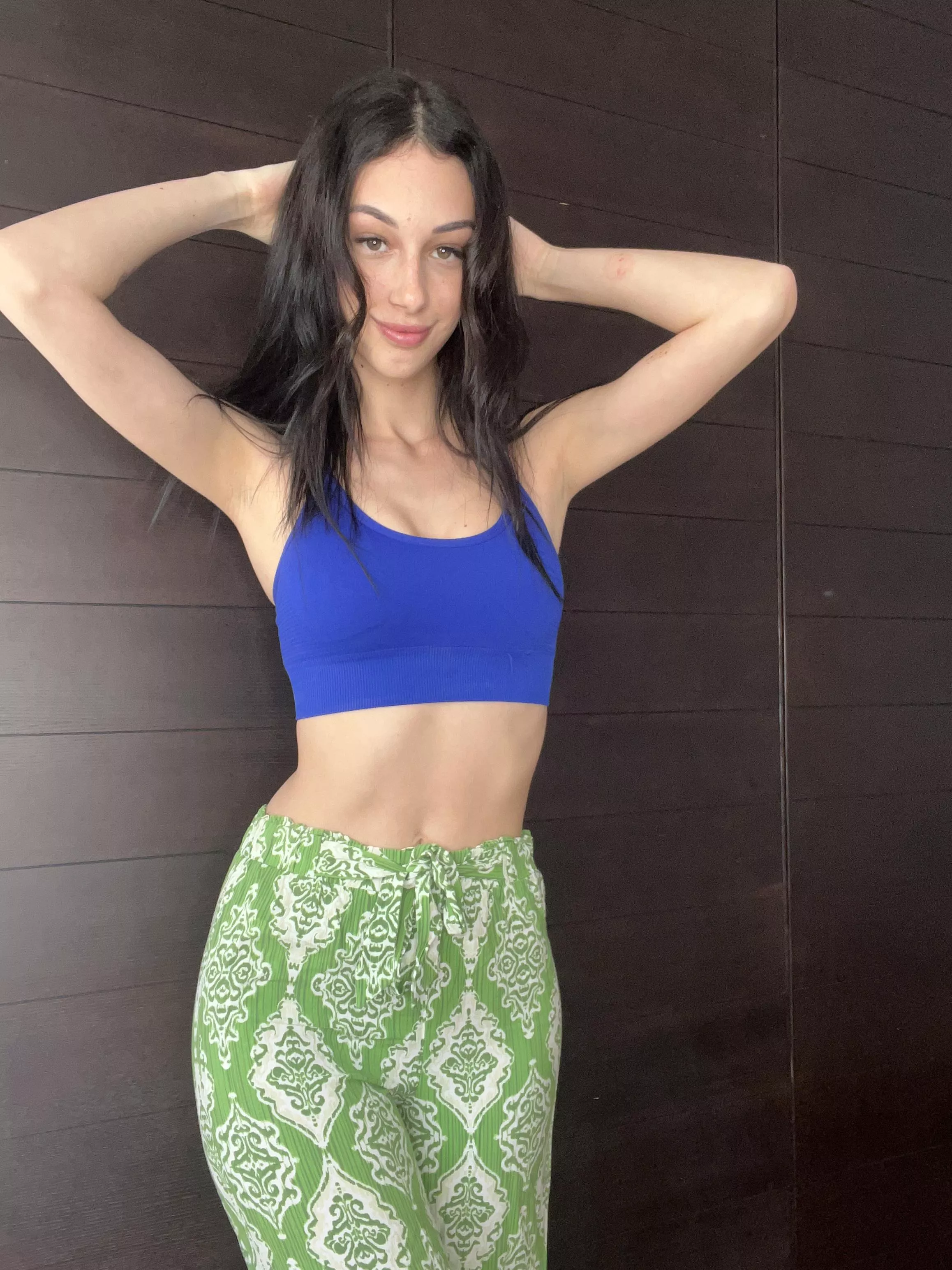 Does this outfit match