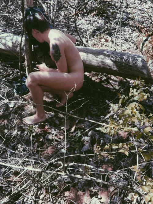 Life’s better naked in the woods 