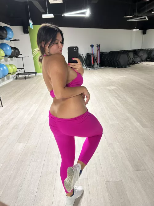 selfies you would get as my gym crush
