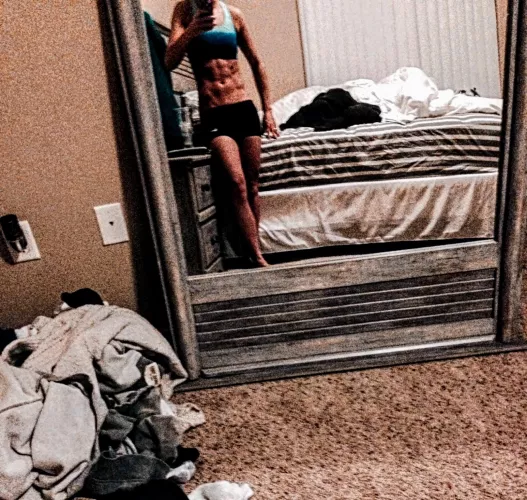 Washboard abs for all the DIRTY laundry (f)